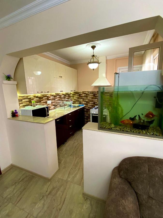 Family Home Batumi Ngoại thất bức ảnh